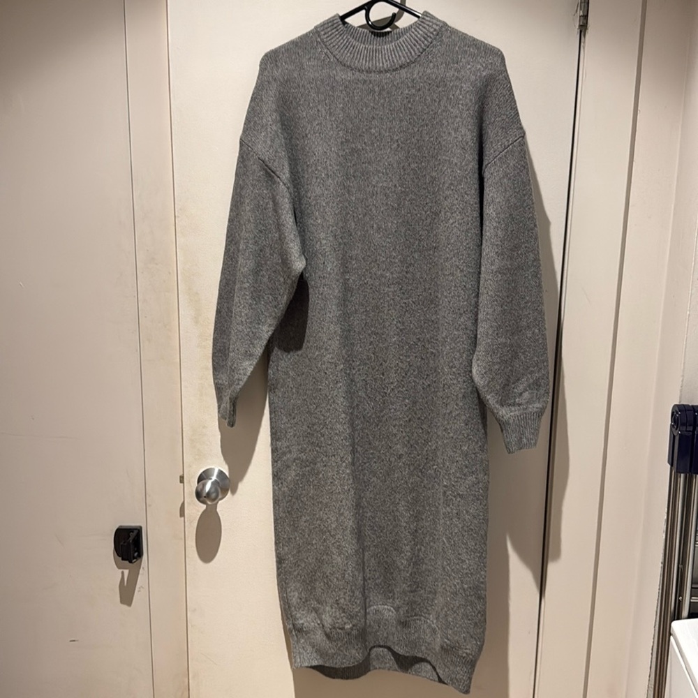 H&M Grey long sweater dress